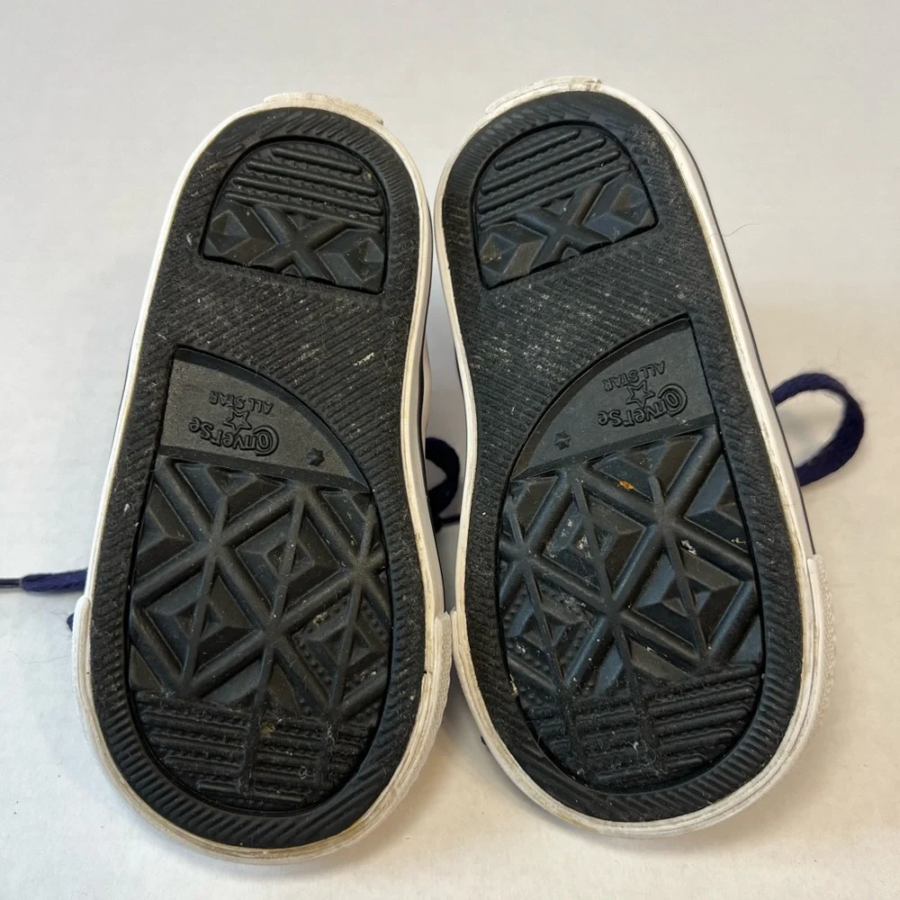Converse‎ All-Star shoes size 5, baby